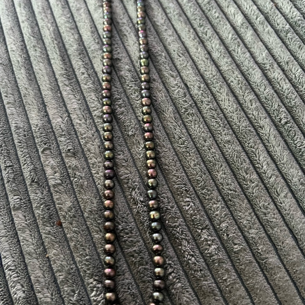 Simulated Tahitian pearl Necklace